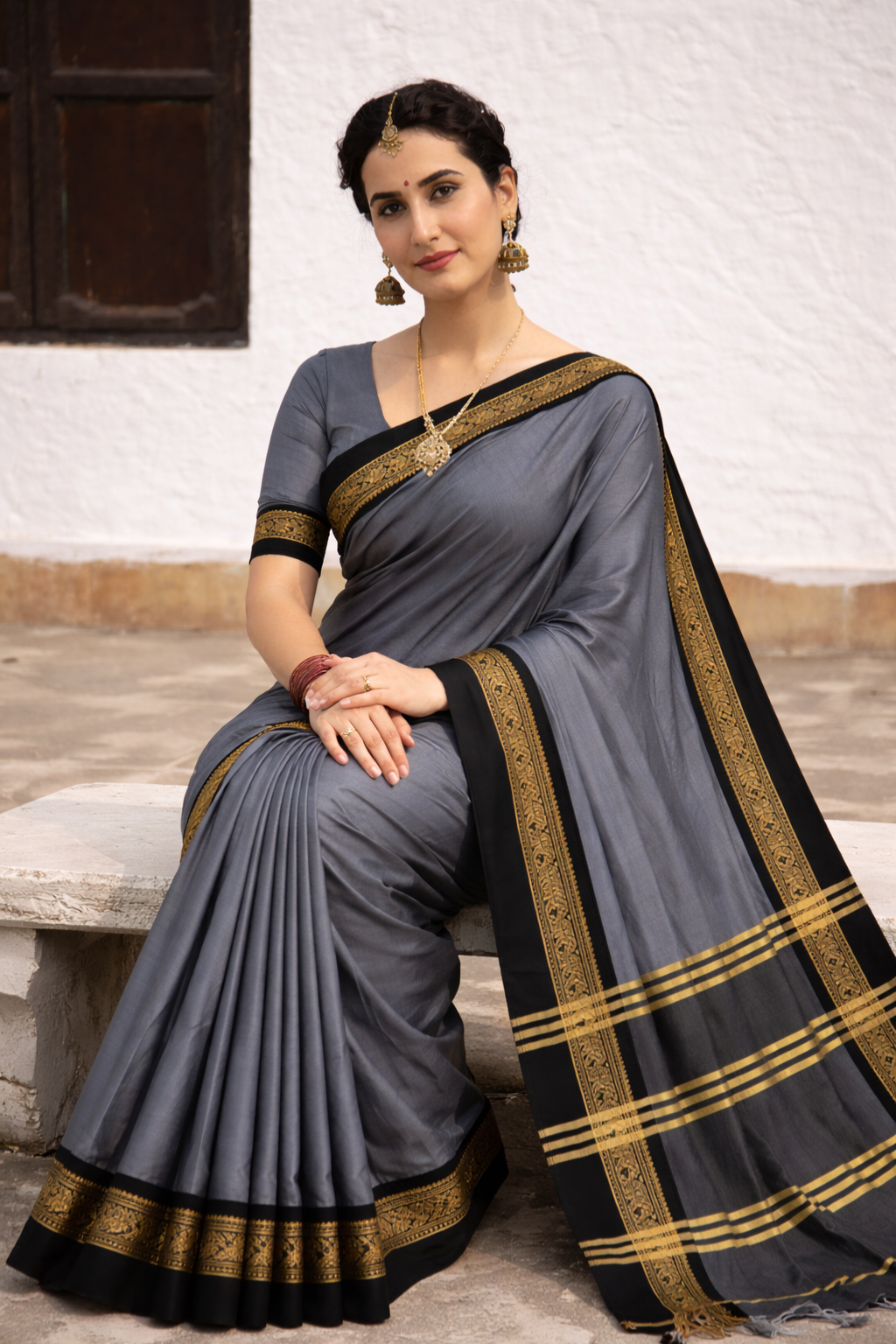 Grey & Black Cotton Silk Royal Elephant Saree