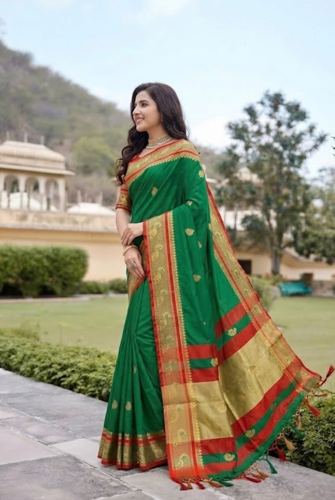 Classic Emerald Green & Royal Red Paithani Cotton Silk Mayurika Peacock Saree