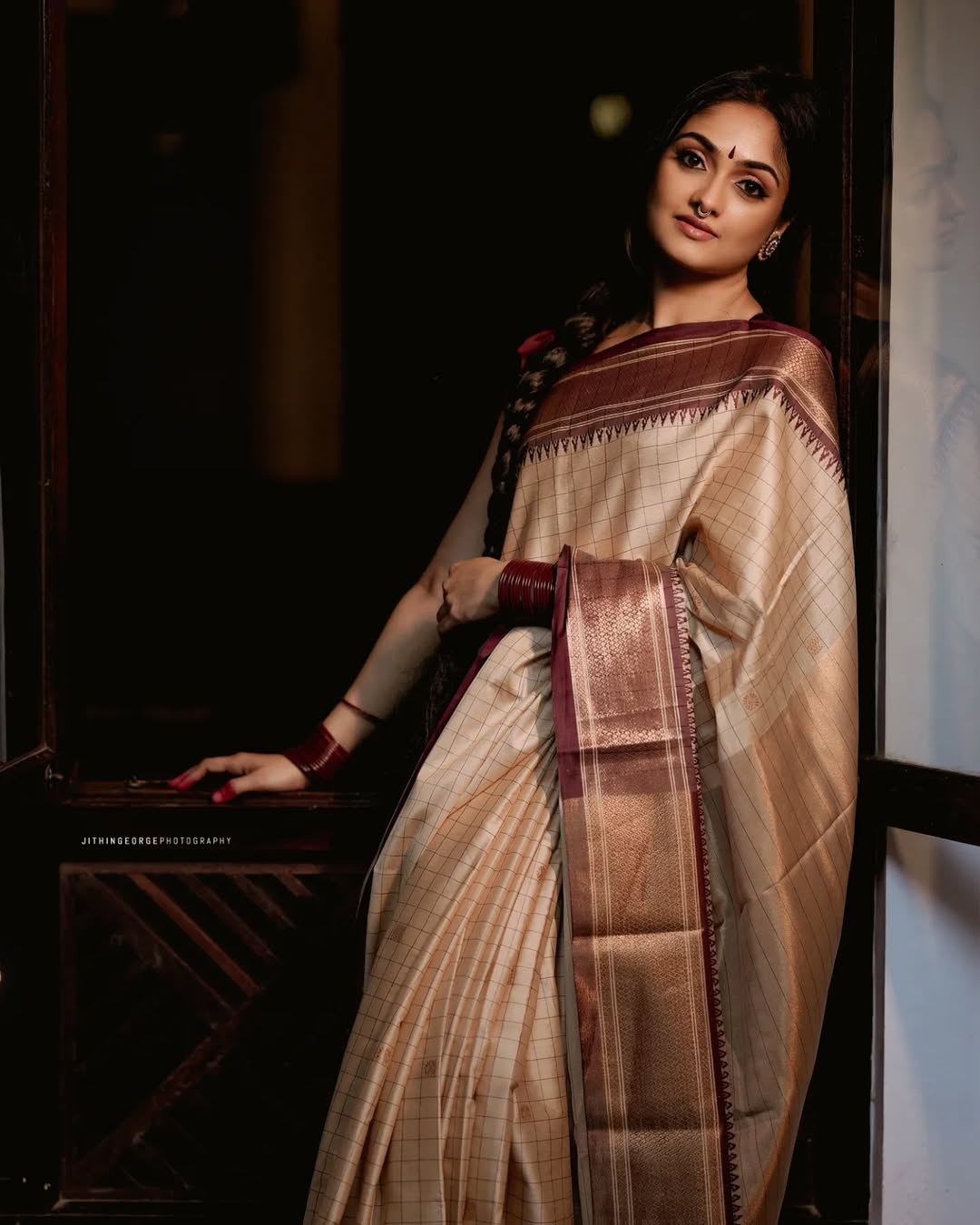 Elegant Cream & Brown Checks Paithani Cotton Silk Saree with Gold Zari Border
