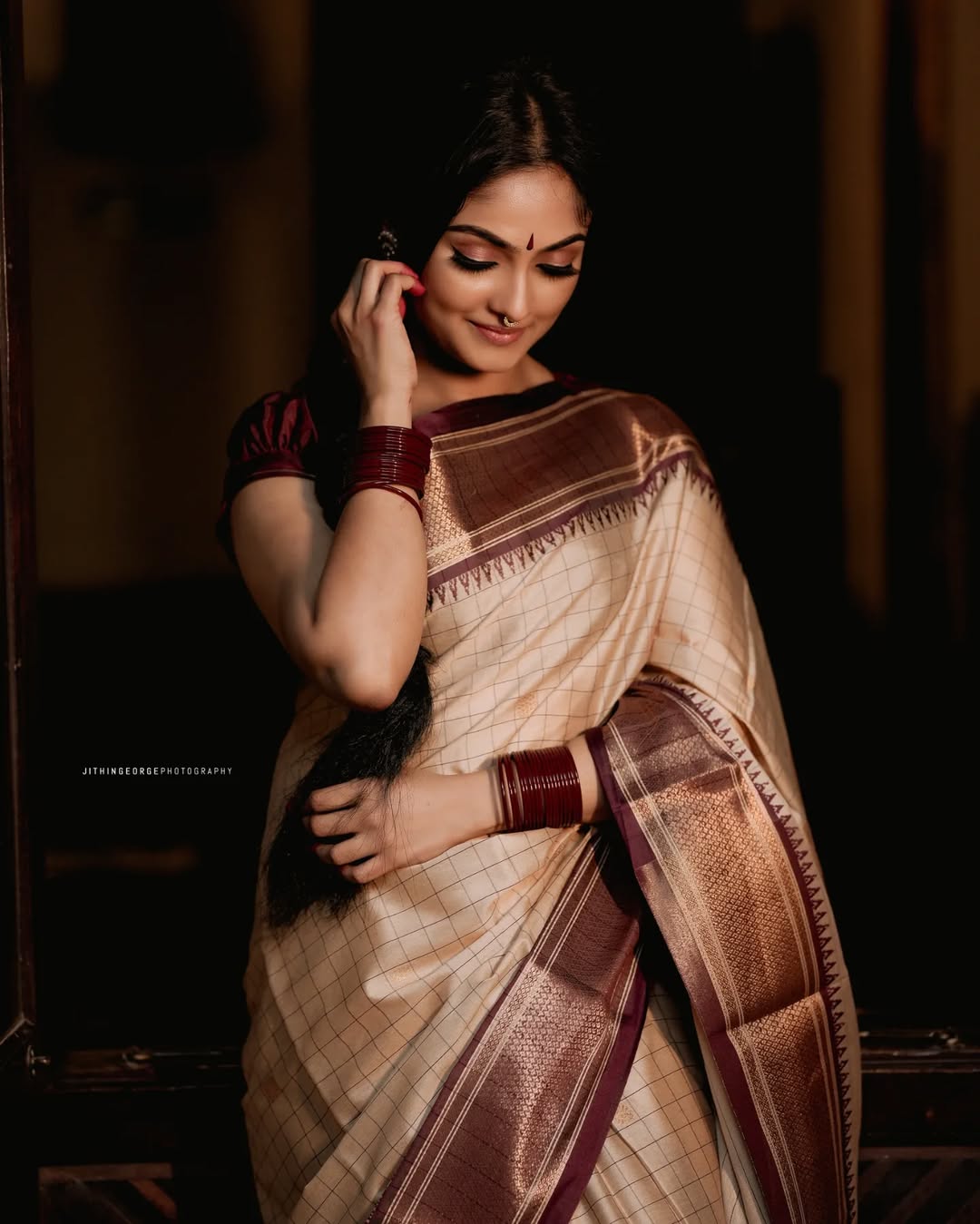 Elegant Cream & Brown Checks Paithani Cotton Silk Saree with Gold Zari Border